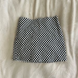 Checkered mini skirt